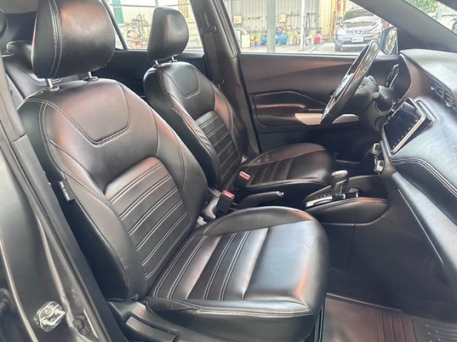YES認證車 原鈑件 I-KEY+摸門 皮椅 恆溫 CAR PLAY 原廠保養 可保固5大系統2年5萬公里 歡迎賞車試乘  第10張相片
