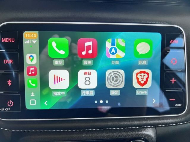 YES認證車 原鈑件 I-KEY+摸門 皮椅 恆溫 CAR PLAY 原廠保養 可保固5大系統2年5萬公里 歡迎賞車試乘  第17張相片
