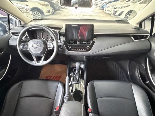 YES認證車 100%原鈑件 尊爵版 IKEY+摸門 盲點偵測 全速域 CAR PLAY 可保固2年5萬公里  第9張相片