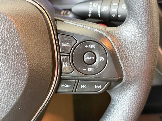 YES認證車 100%原鈑件 一手車 油電版 小改款 新車頭 鋰電池 ACC全速域 全車原廠保固至2030.03.24  第13張相片