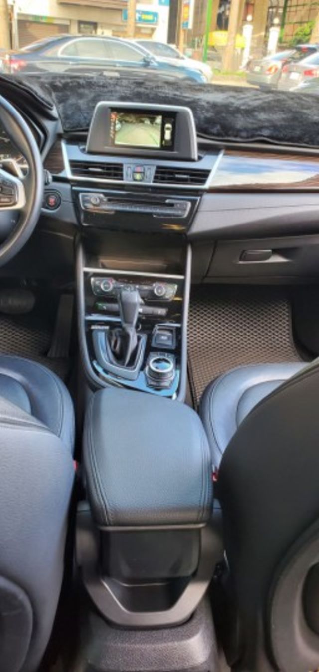 2 SERIES GRAN TOURER  第10張相片