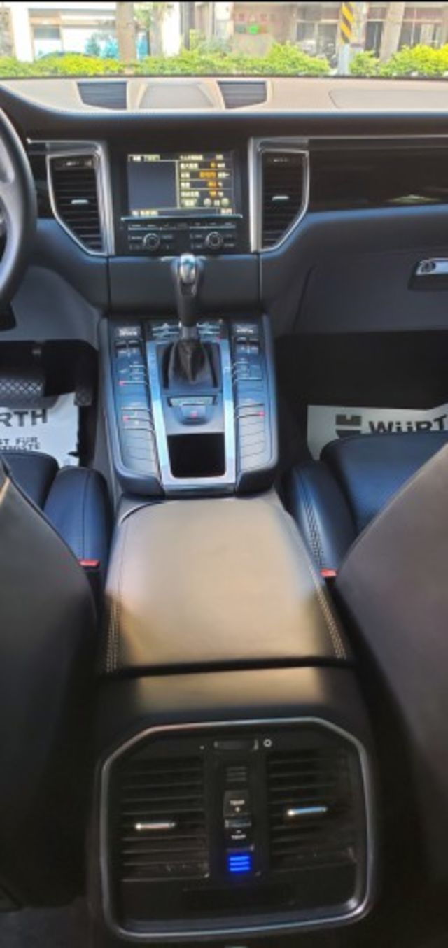 MACAN  第9張相片