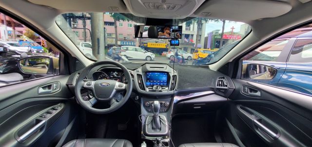 KUGA  第7張相片