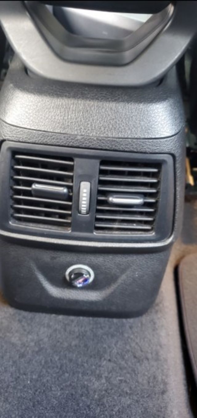 2 SERIES ACTIVE TOURER  第8張相片