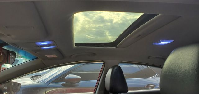 ELANTRA  第15張相片