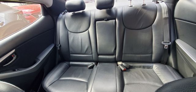 ELANTRA  第17張相片