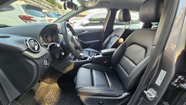 B-CLASS W246  第6張相片