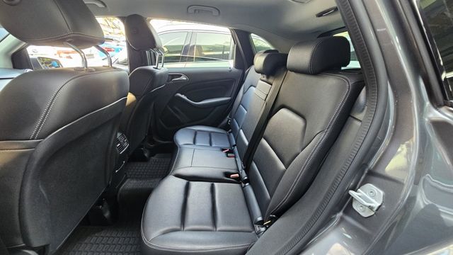 B-CLASS W246  第7張相片