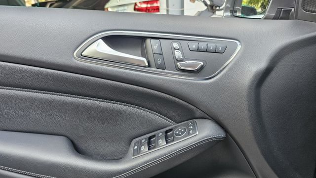 B-CLASS W246  第10張相片