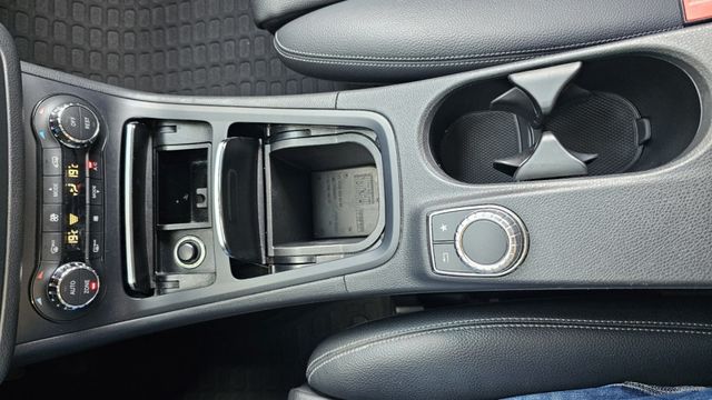 B-CLASS W246  第14張相片