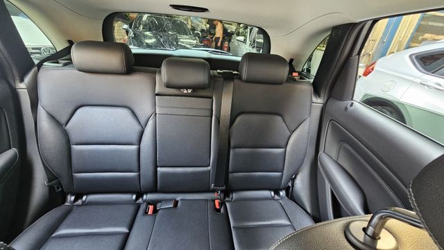 B-CLASS W246  第16張相片