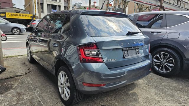 FABIA  第4張相片