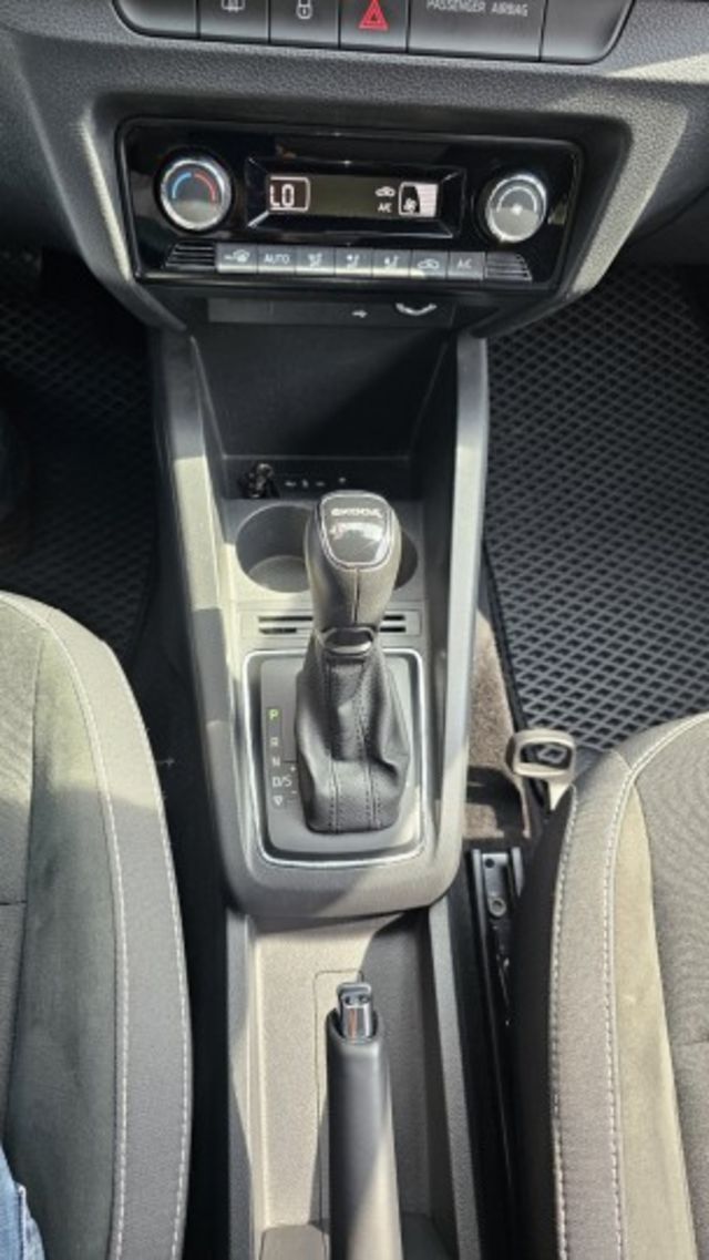 FABIA  第13張相片