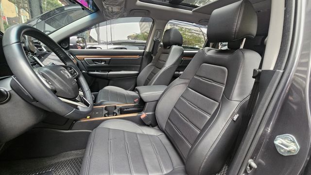 CR-V  第6張相片