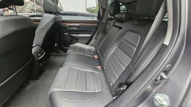 CR-V  第7張相片