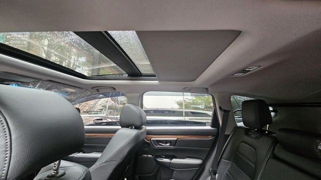 CR-V  第8張相片