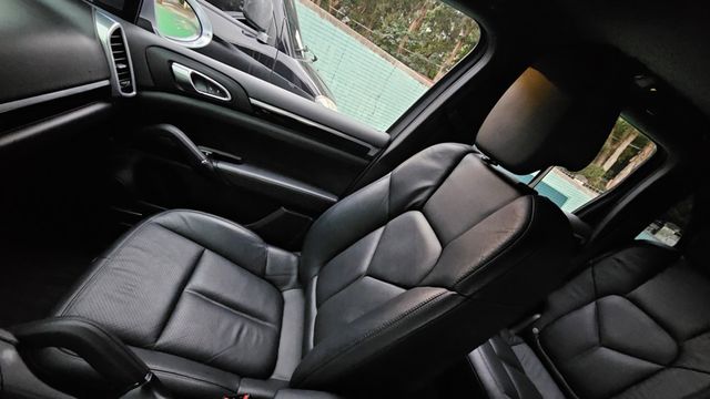 CAYENNE  第16張相片
