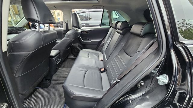 RAV4  第7張相片