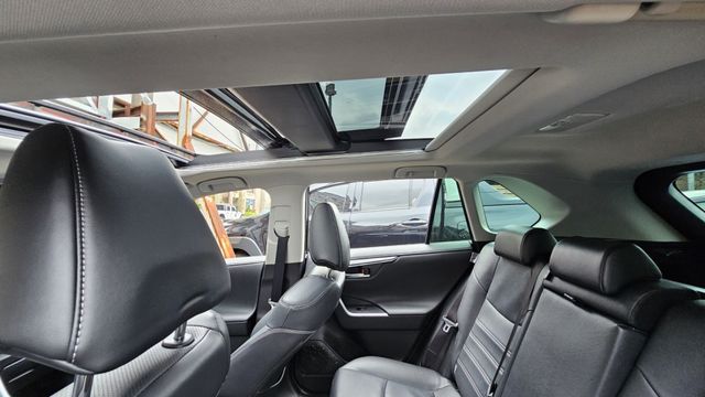 RAV4  第8張相片
