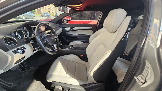 C-CLASS COUPE C204  第5張相片