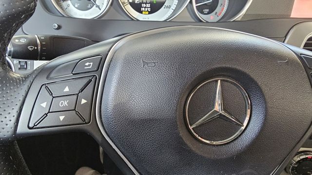 C-CLASS COUPE C204  第9張相片