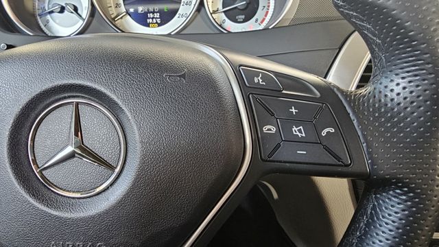 C-CLASS COUPE C204  第10張相片