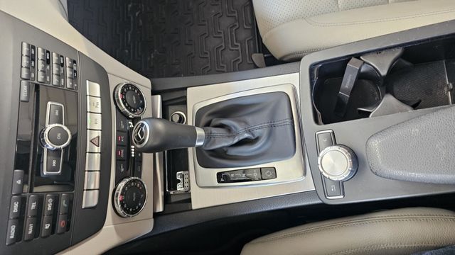 C-CLASS COUPE C204  第13張相片