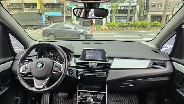 2 SERIES GRAN TOURER F46  第8張相片