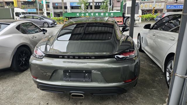 CAYMAN  第4張相片