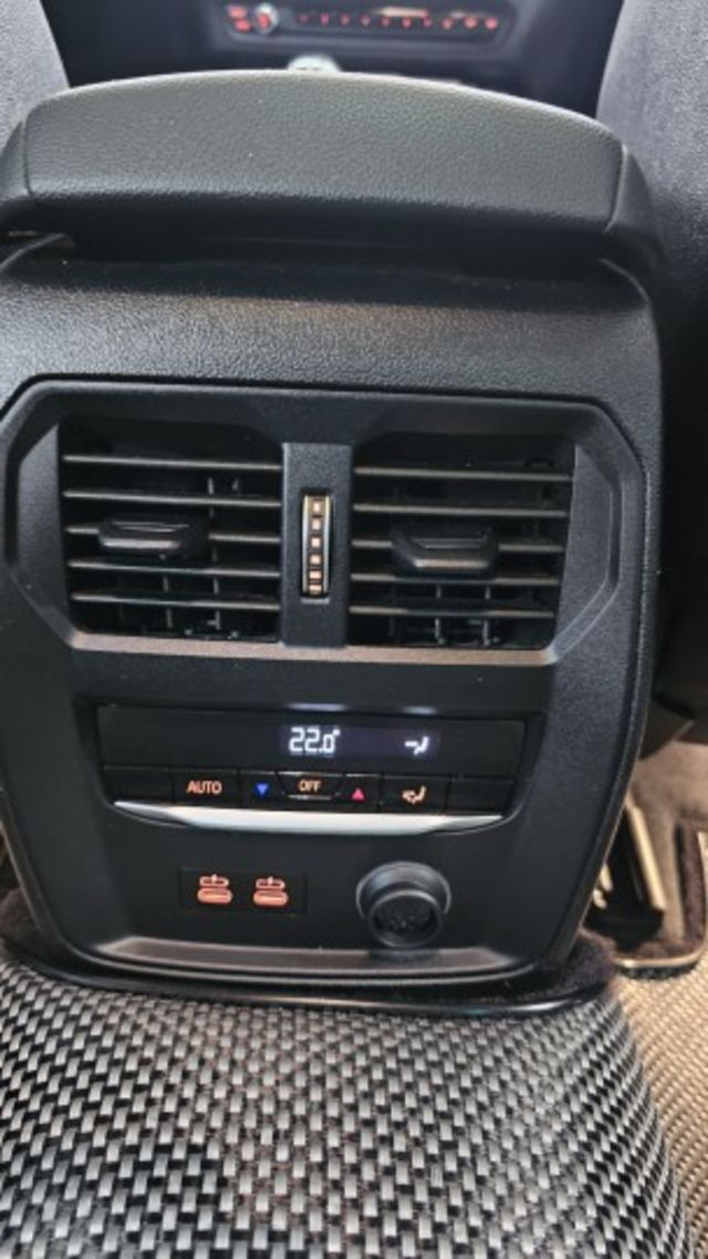 3 SERIES SEDAN G20  第9張相片