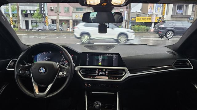 3 SERIES SEDAN G20  第10張相片