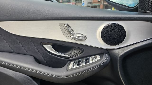 GLC-CLASS COUPE  第10張相片