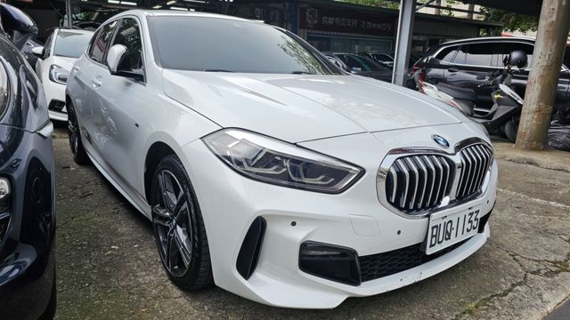 1 SERIES  第3張相片