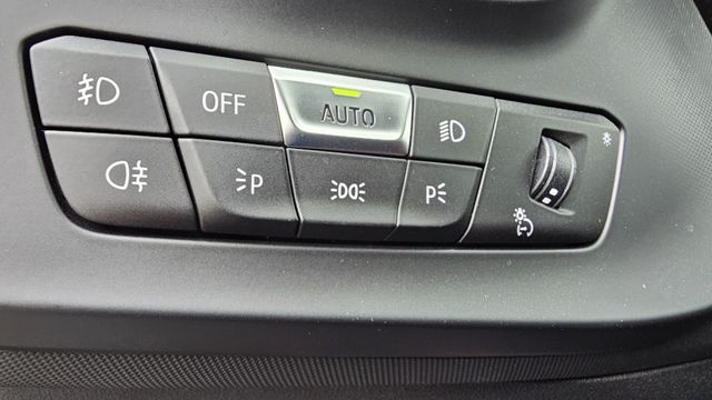 1 SERIES  第12張相片