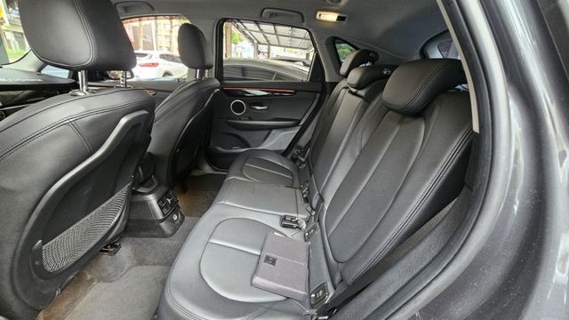 2 SERIES ACTIVE TOURER  第5張相片