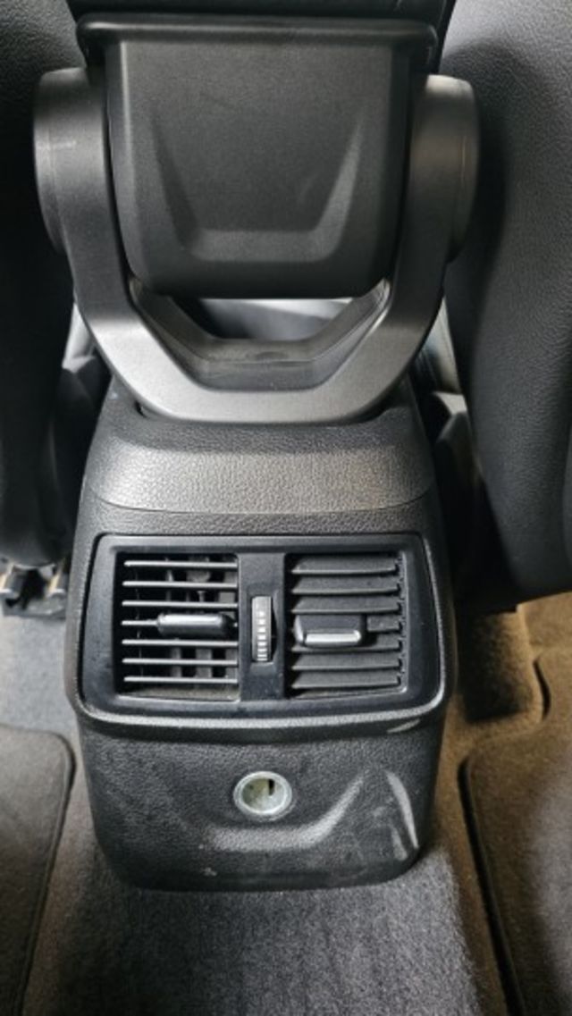 2 SERIES ACTIVE TOURER  第8張相片