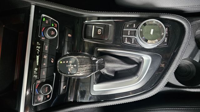 2 SERIES ACTIVE TOURER  第13張相片