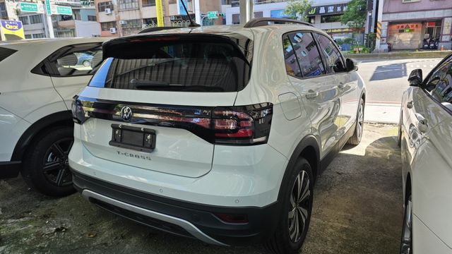新車公司試乘車  第3張相片