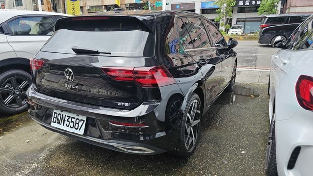 GOLF VIII  第5張相片