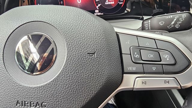 GOLF VIII  第15張相片