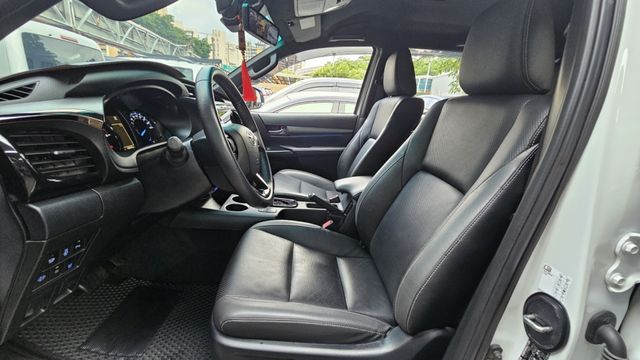 HILUX  第6張相片