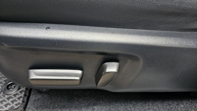 HILUX  第10張相片