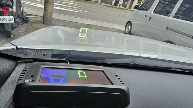 HILUX  第15張相片