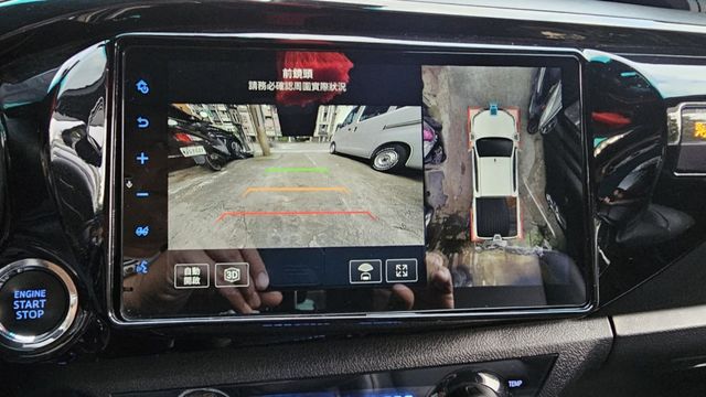 HILUX  第17張相片