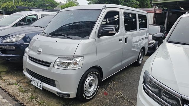 TOWN ACE VAN  第2張相片
