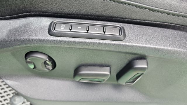 TIGUAN  第9張相片