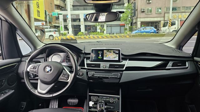 2 SERIES ACTIVE TOURER  第8張相片