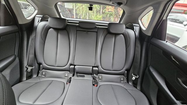 2 SERIES ACTIVE TOURER  第20張相片