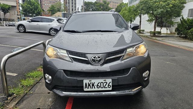 RAV4  第1張相片