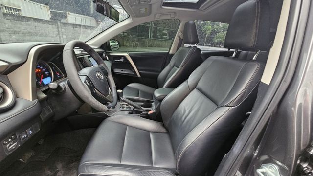 RAV4  第5張相片